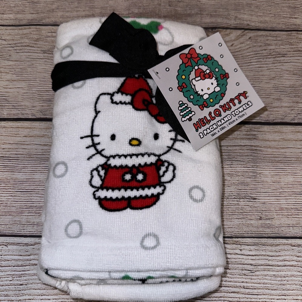Hello Kitty Hand Towels 2 Pack Unisex 16x28 White NWT Christmas Santa Holiday